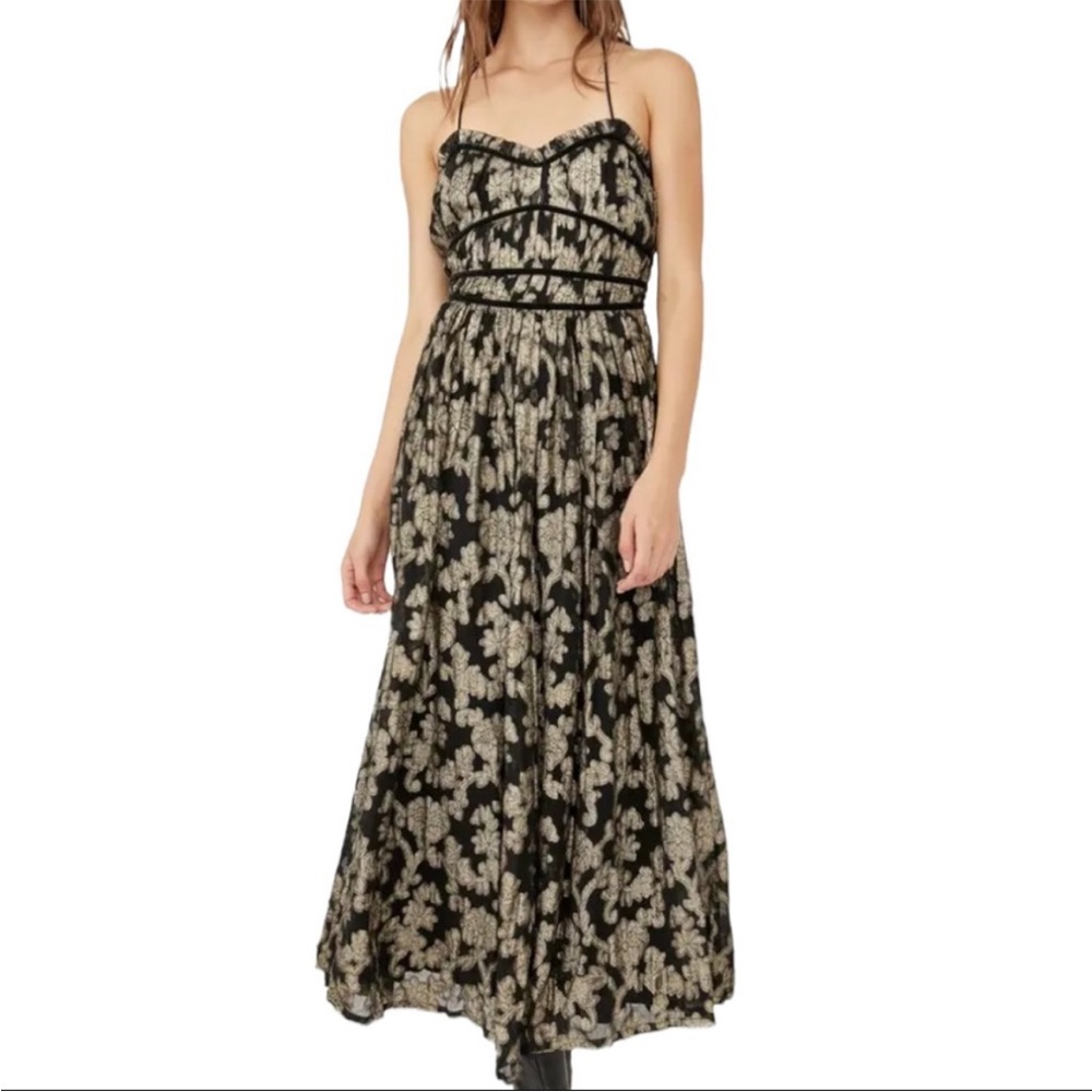 Free People - Black and Gold Charlie
Bustier Metallic Casual Maxi Dress - Picture 5 of 11
